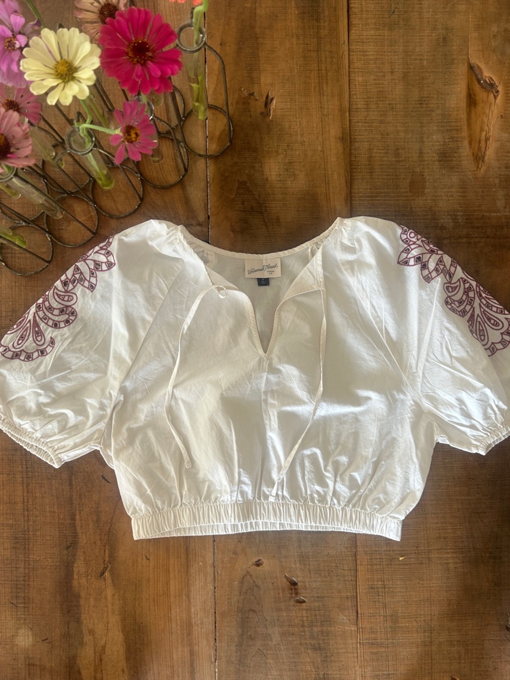 Universal Thread White Cropped Peasant Top with Plum Embroidery